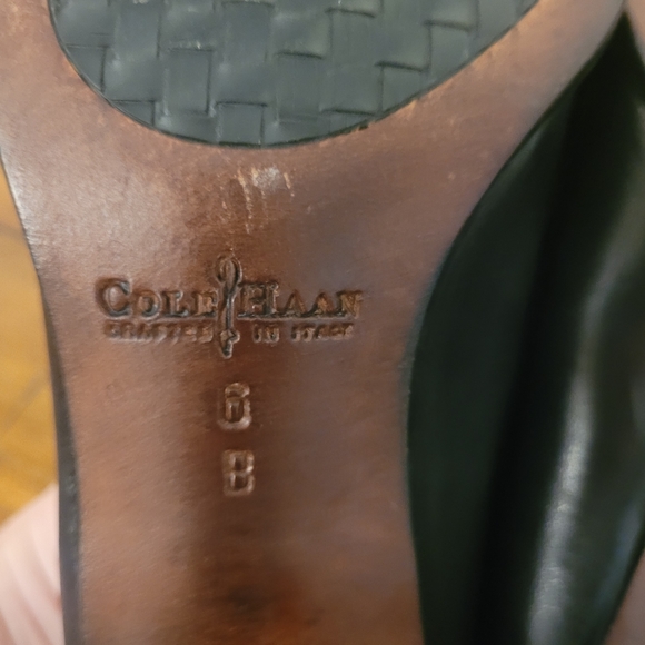 Vintage Cole Haan City Navy Pumps 6 - Picture 10 of 13